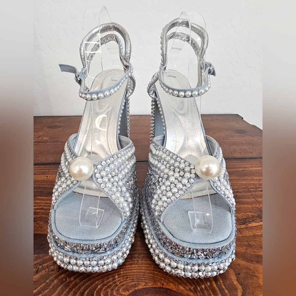 Elegant Blue & Silver Pearl/Rhinestone-Embellished Heels Bridal/Formal Sz 10 - Picture 2 of 8